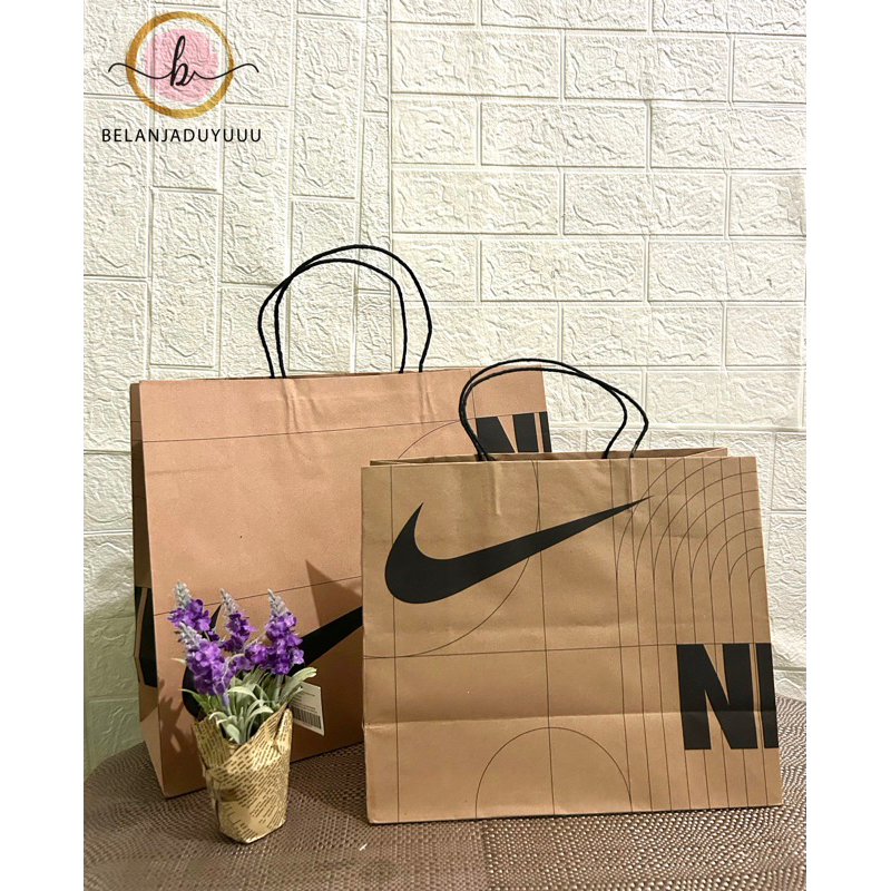 Paper Bag Nike Original Store 100% Paper bag Pembungkus Kado