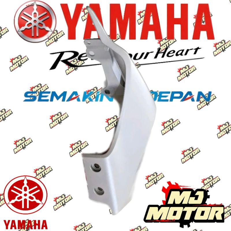 BODY BELAKANG KANAN YAMAHA R15 VVA V3 SILVER ORIGINAL Yamaha