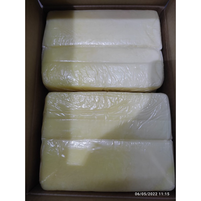 

mozarell dairy patner 1kg