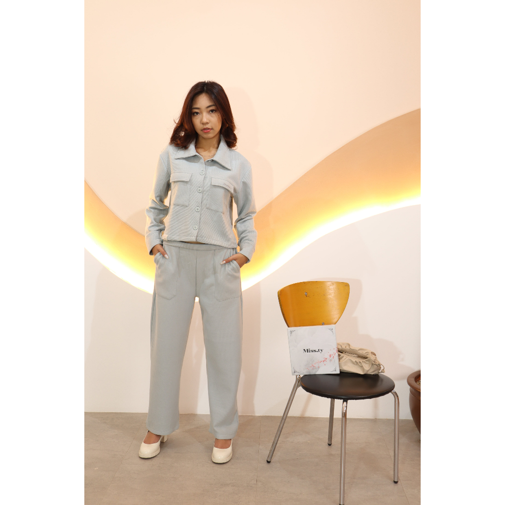 Kemeja Celana Panjang Missty Freeteen One Set Warna Biru (Stella 06)