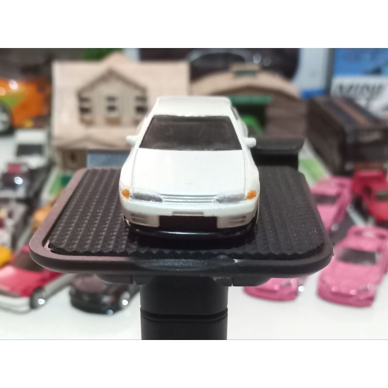 Hotwheels Nissan R32 putih Yokohama loose ban karet