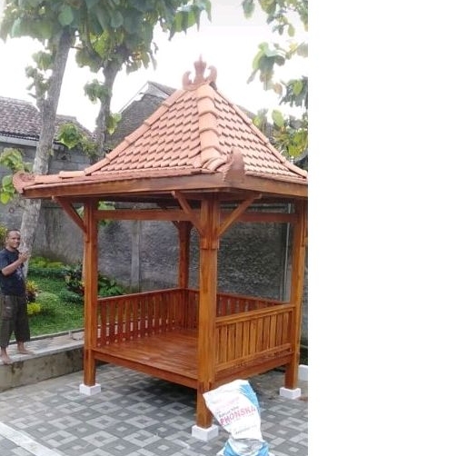 gazebo kayu jati asli 2*2 meter full persegi tidak termasuk genteng