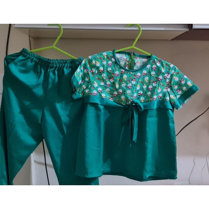 Setelan Baju Natal Anak Umur 8-10 tahun