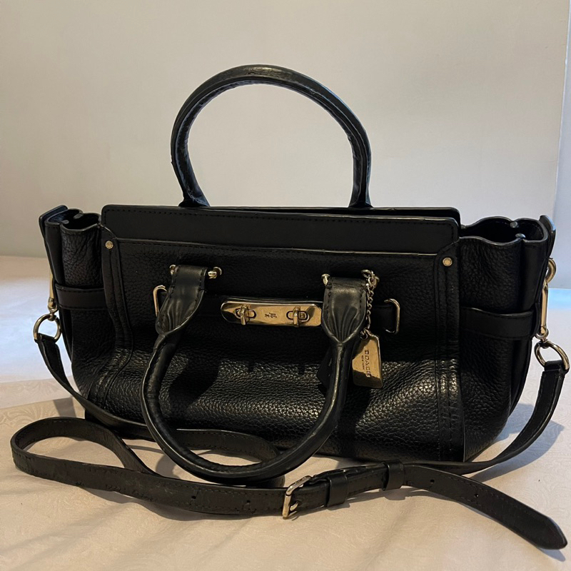 Coach Swagger 27 Gold Black