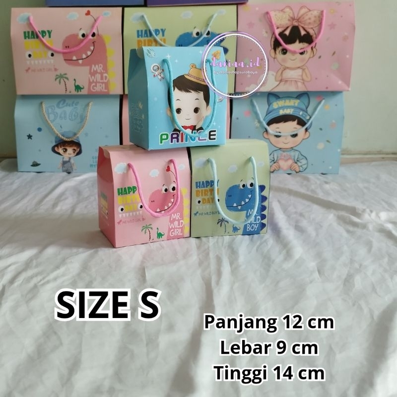 

Tas ulang tahun / SIZE KECIL 12CM / Tas ulang tahun anak / Tas ultah / Ultah anak / Goodie bag / Souvenir ulang tahun / Kado ulang tahun