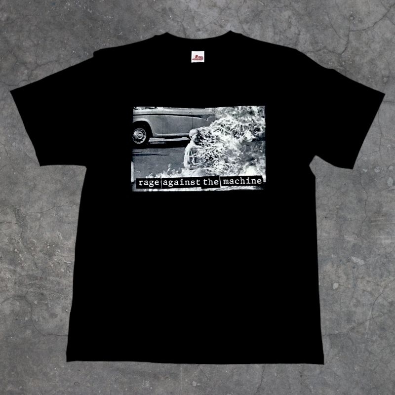 Kaos band tshirt Rage Against The Machine Burning Monk modern vintage tshirt style