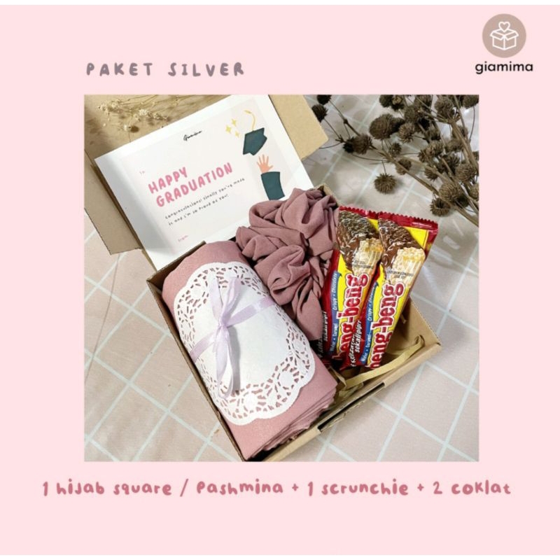 

Hampers Hijab Murah/gift Box Bella square premium free ucapan (Bebas Request warna)