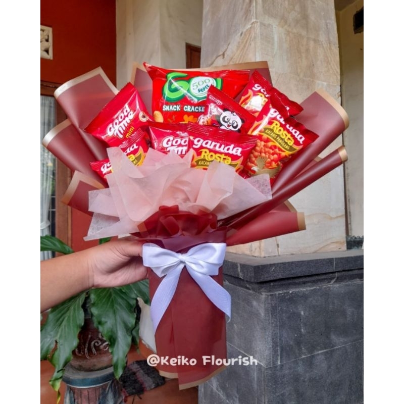 

Buket Snack / buket jajan / Hadiah kado wisuda ulang tahun anniversary termurah [Free kartu ucapan]