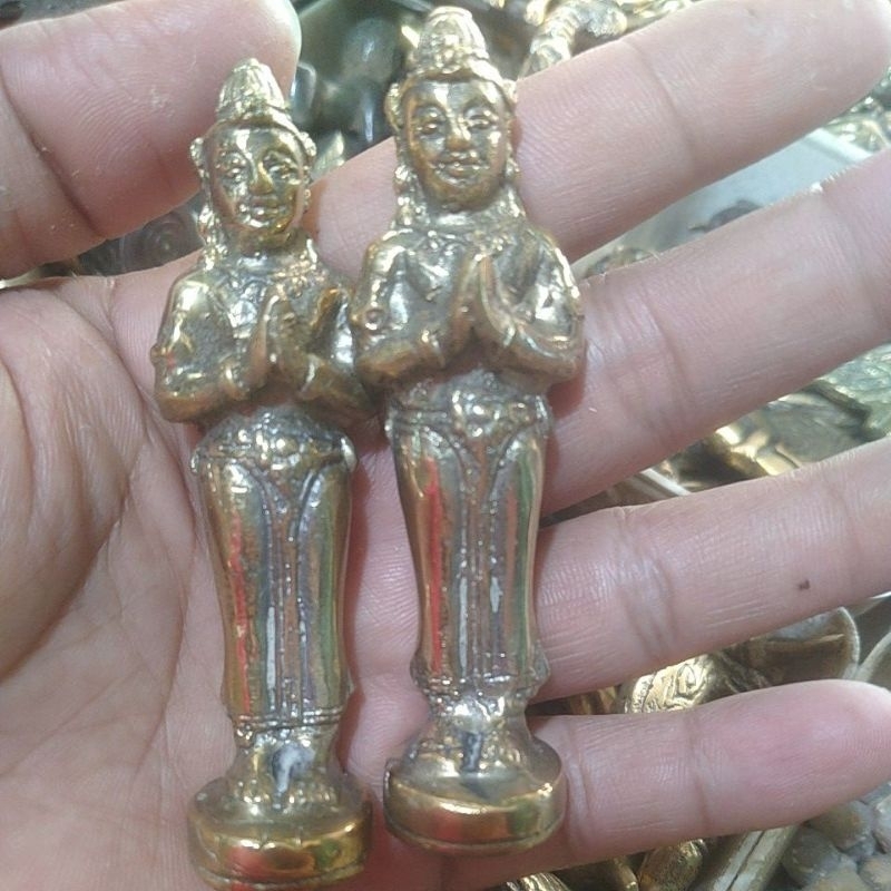 patung putri/golek kencono