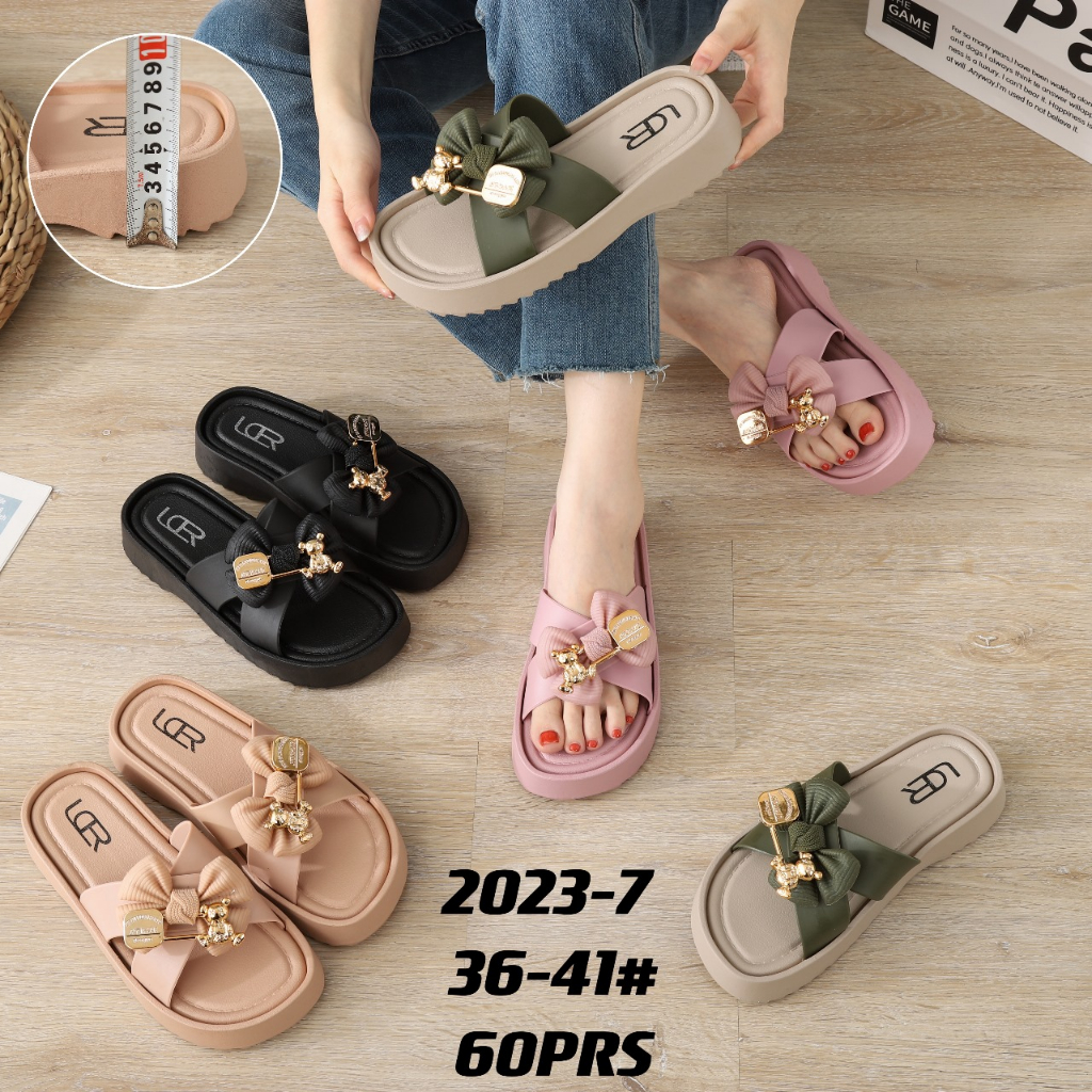 LCR Sandal Wanita Slip On Luar Ruangan