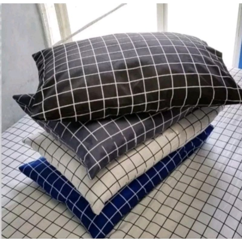 sarung bantal motif kotak-kotak / sarung bantal resleting / sarung bantal guling / sarung bantal aes