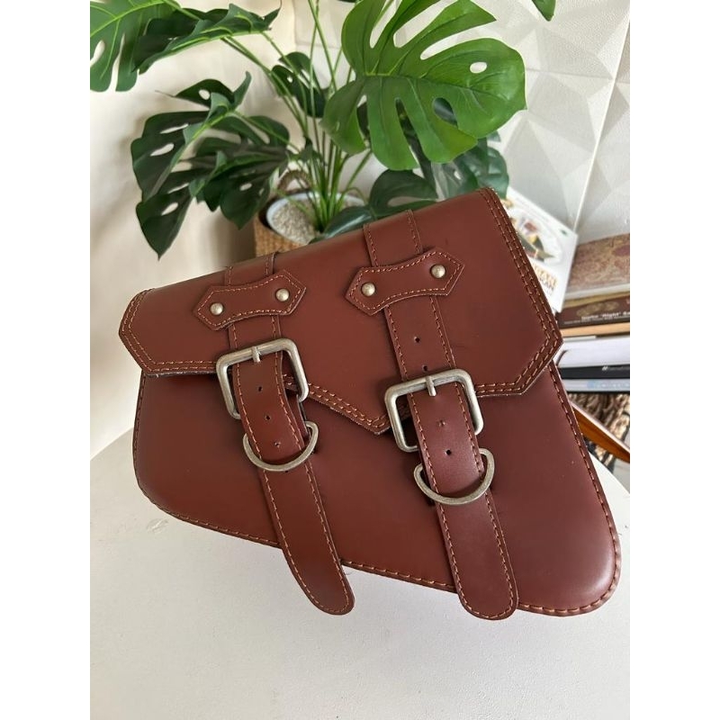 Pre❤️Side Bag Harley Davidson Sportster kulit sintetik.