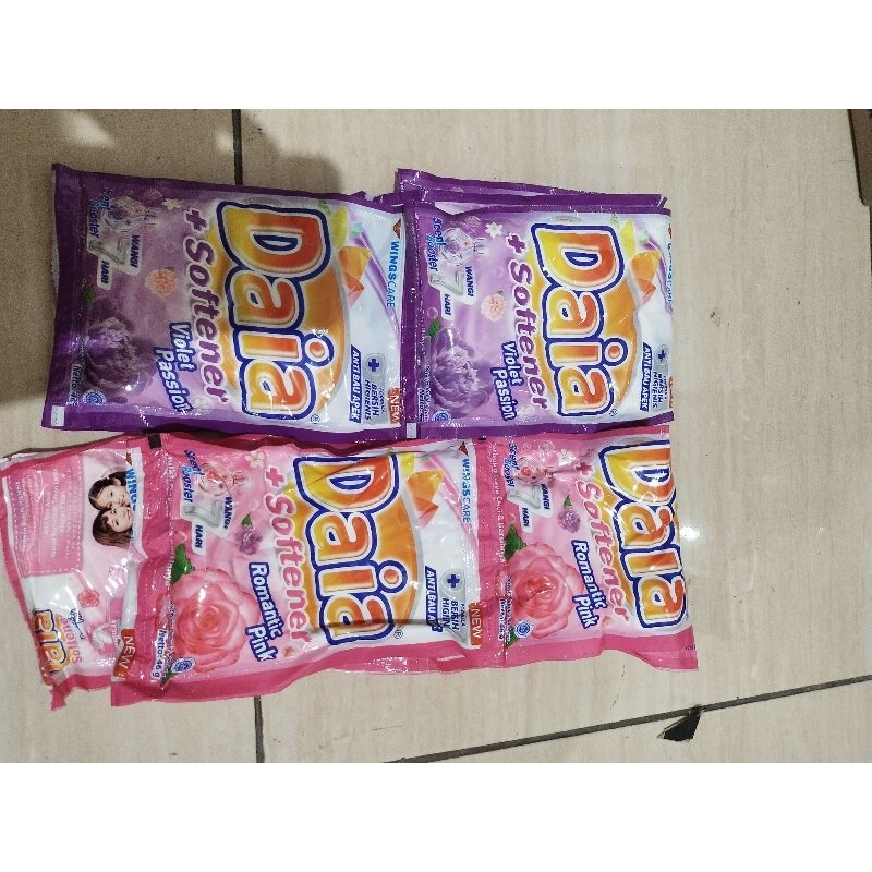 Daia Detergen Bubuk Renceng 6's