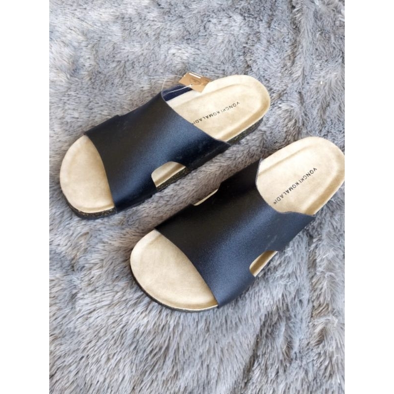 sandal fladeo cowok