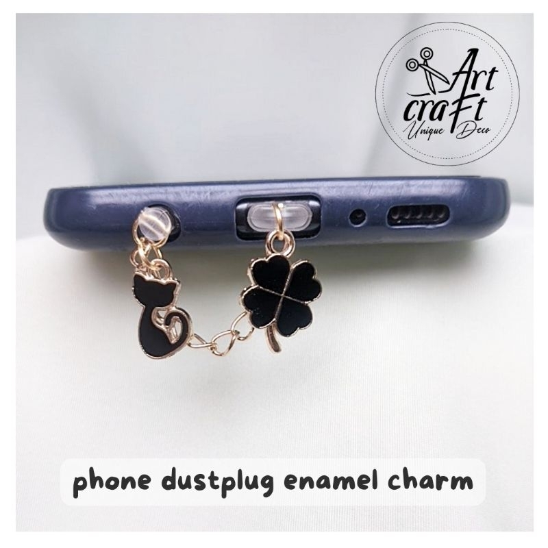 enamel dust plug charm black cat/ kucing clover hitam ( iphone usb type c android mikro headset stra