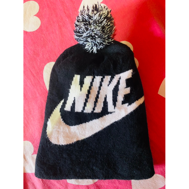 topi anak bigswoosh Nike