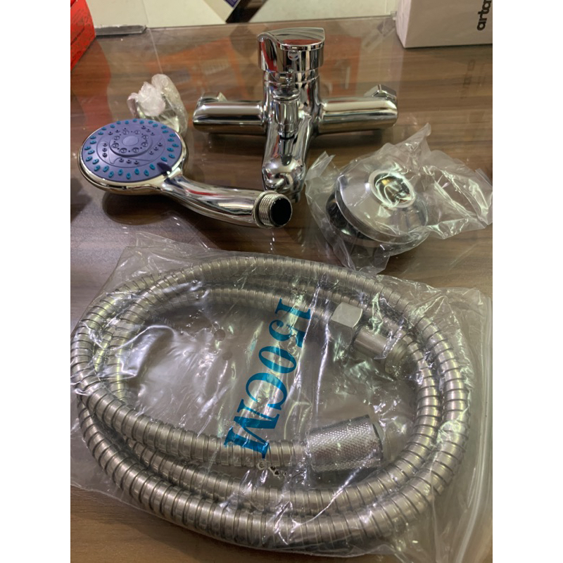 kran panas dingin lengkap dengan shower