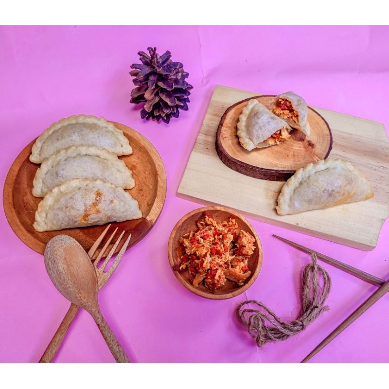 

CIRENG ISI AYAM SUWIR MERCON