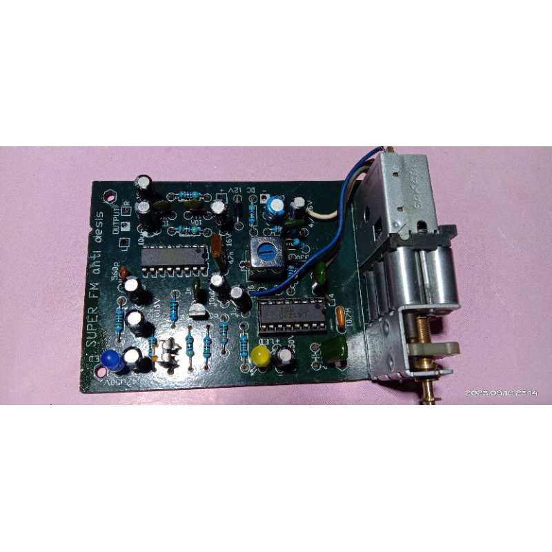 KIT TUNER FM baca deskripsi