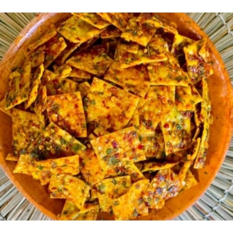 

KERIPIK PANGSIT PEDAS DAUN JERUK