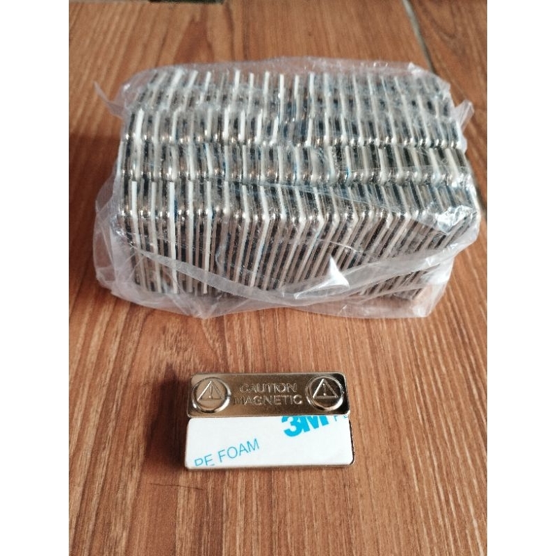 Magnet Nama Dada/Magnet Nametag