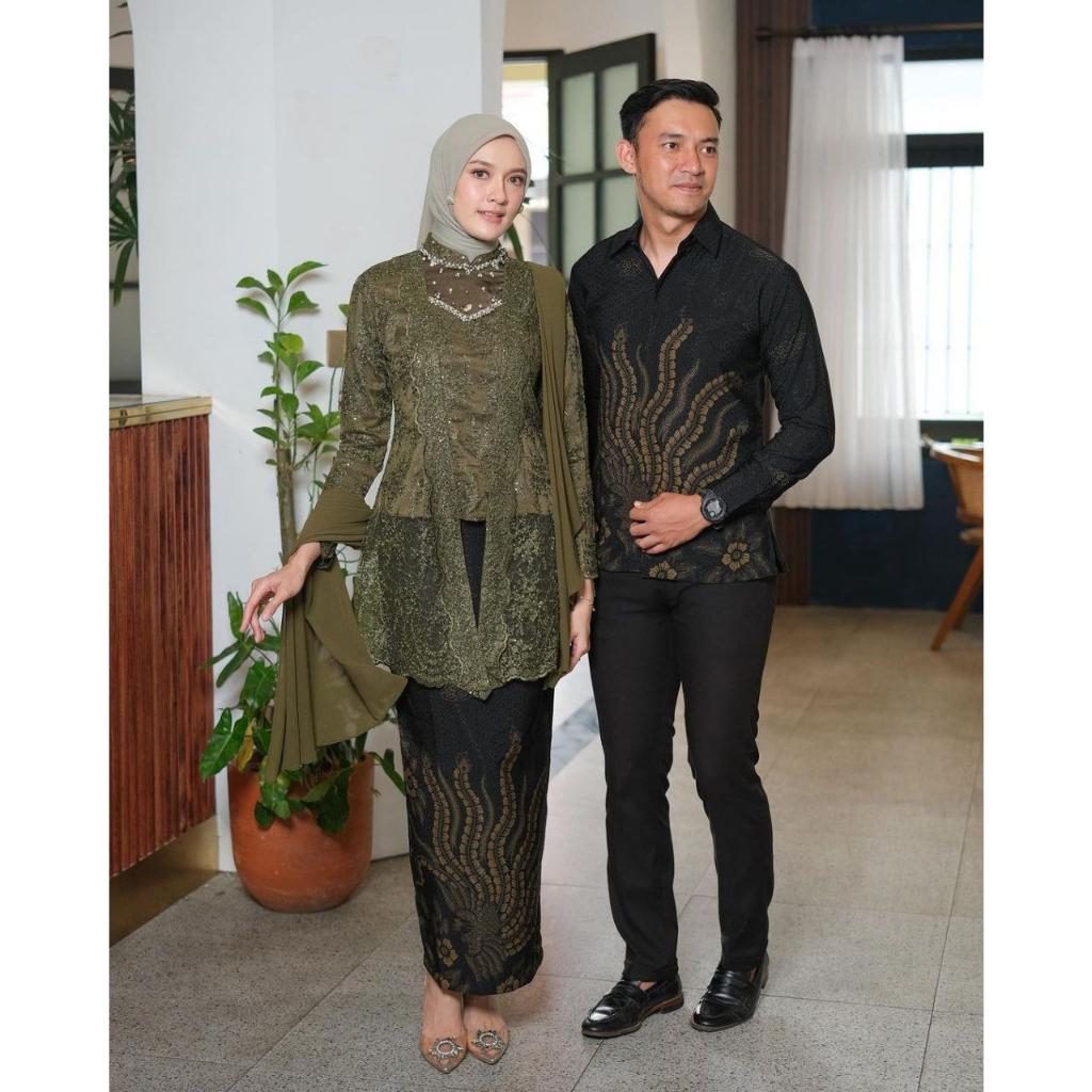 KIRANA SERIES BATIK COUPLE KEBAYA LAMARAN TUNANGAN WISUDA HIJAU