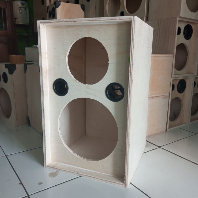 Box speaker 10 inch + 6 inch triplek 12mm