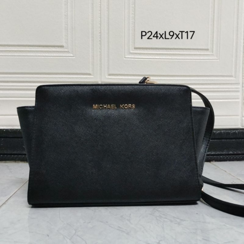 Tas Selempang MK
