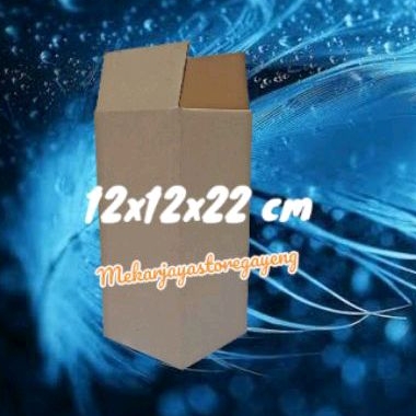 

recycle packing 12x12x22 cm kardus box packing kaos souvenir