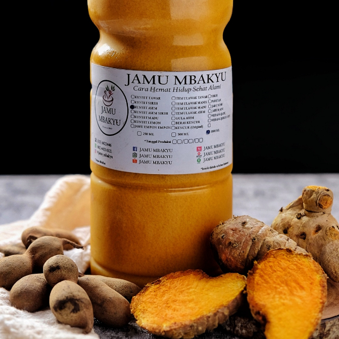 

JAMU KUNYIT ASAM SIRIH JAMU MBAKYU 500ML