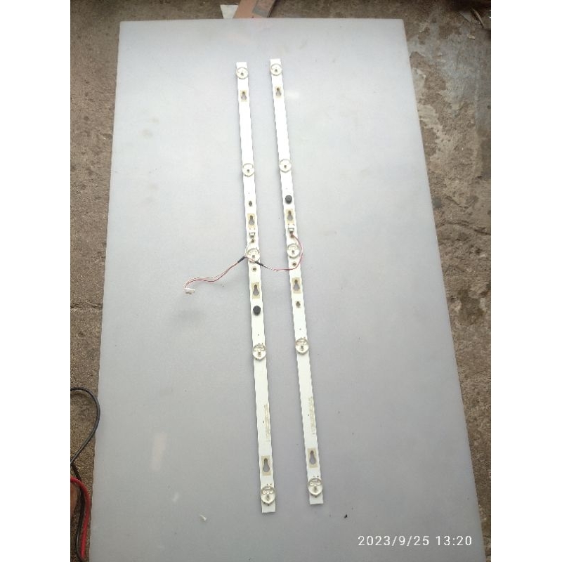 BL Backlight Lampu TV LED PANASONIC TH-32F302G TH 32F302G Original