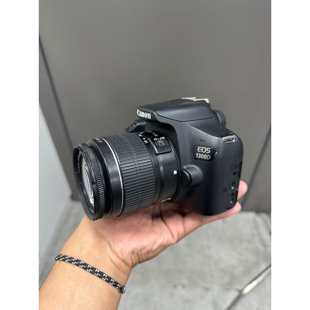 Kamera canon 1300D lensa 18-55mm