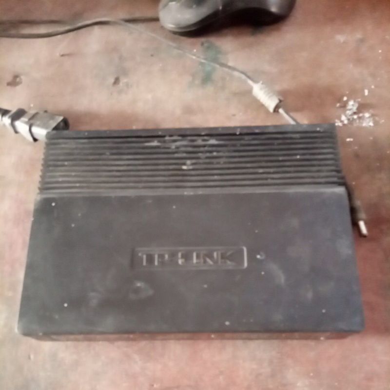 swit hub 16port tp link