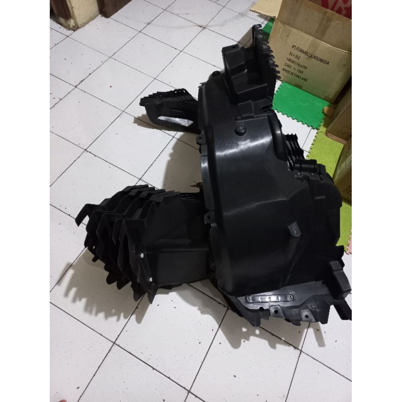 LINER FENDER DEPAN RUSH TERIOS ORIGINAL