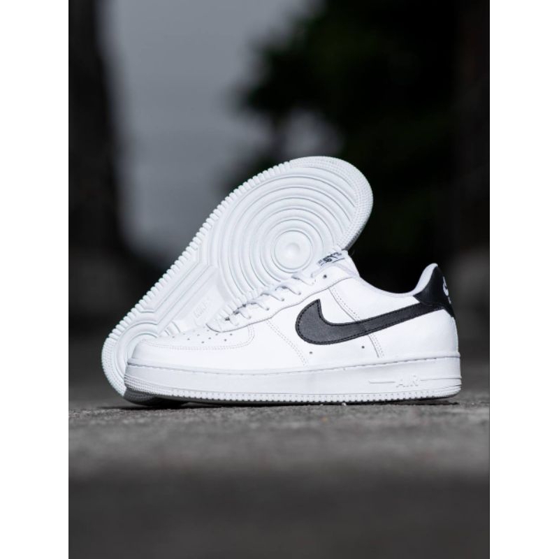 NIKE AIR FORCE 1, WHITE BLACK