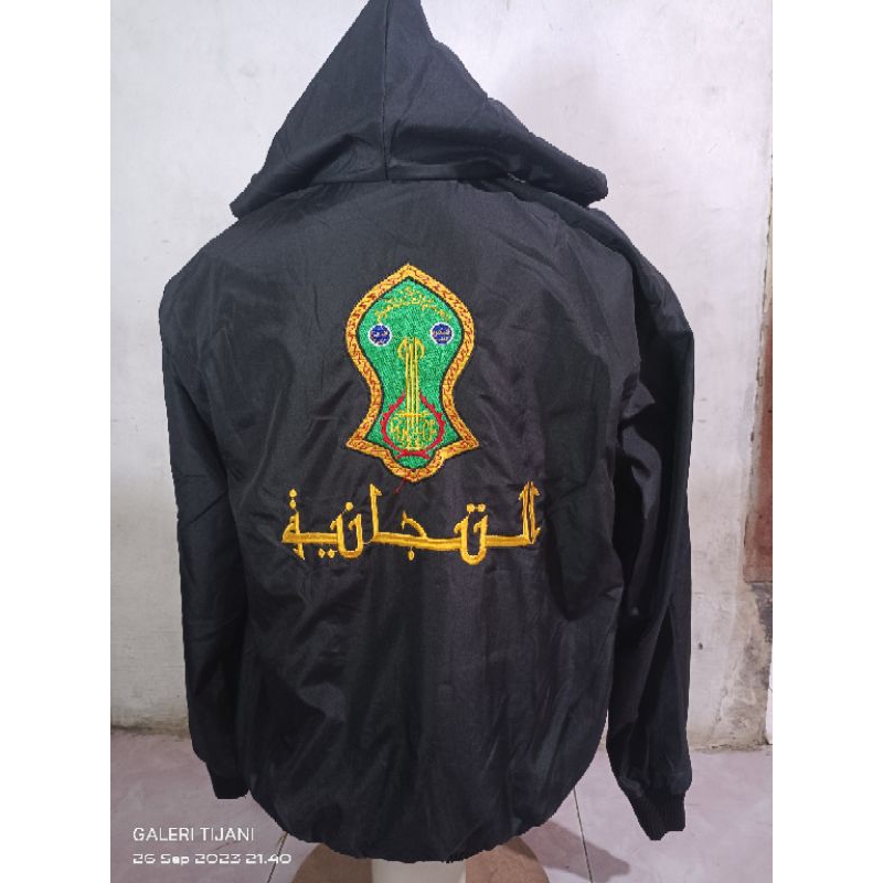 jaket parasut logo Tijani