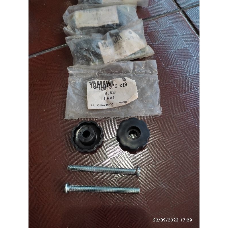 baut kempol baut tepong baut cover skok yamaha v75 v80 detail original