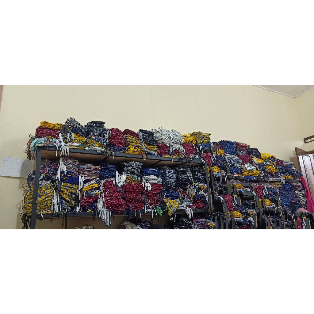 Paket grosir usaha celana pendek motif dan polos