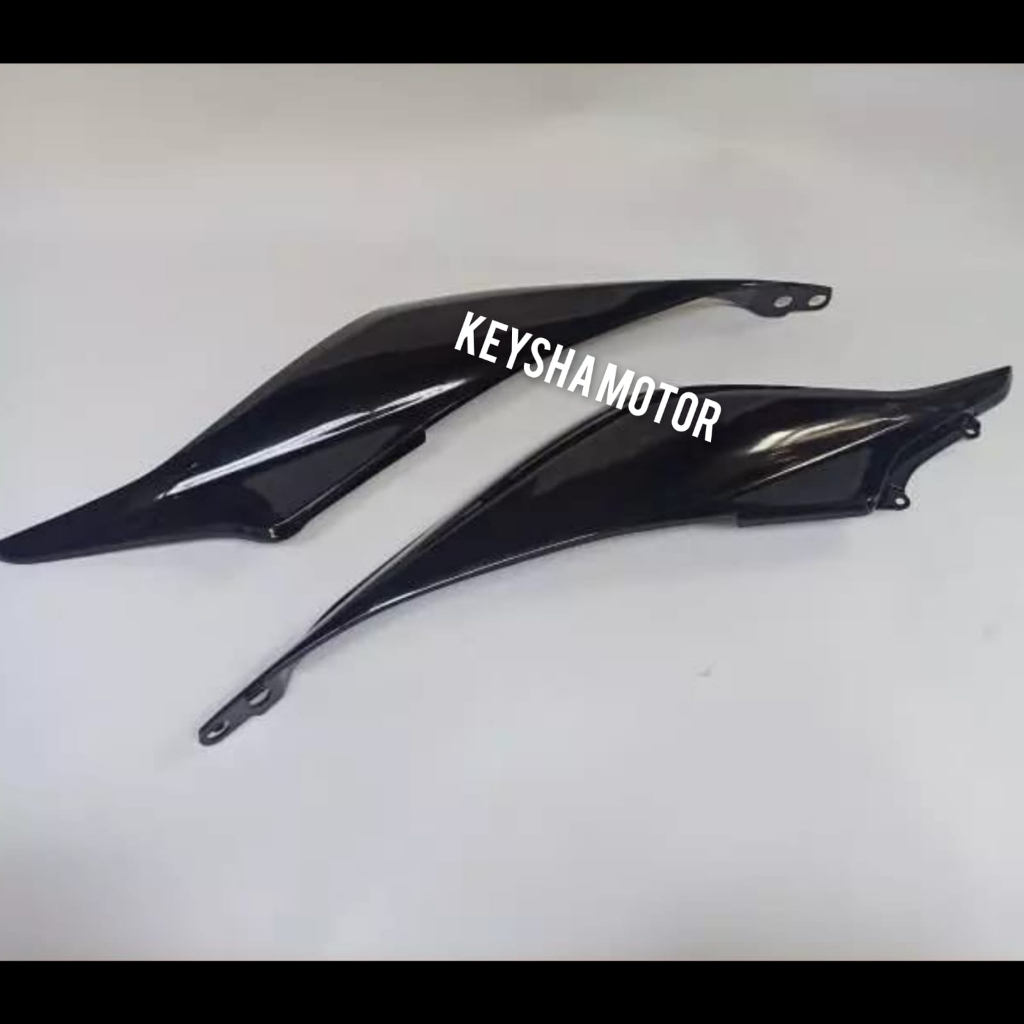 COVER BODY SAMPING KANAN KIRI REVO ABSOLUTE REVO ABSOLUT 110 HITAM