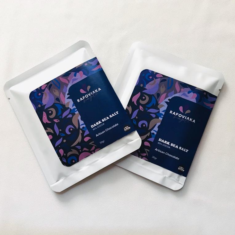 

Rapoviaka Simple Cokelat 30 gram Varian Dark Sea Salt