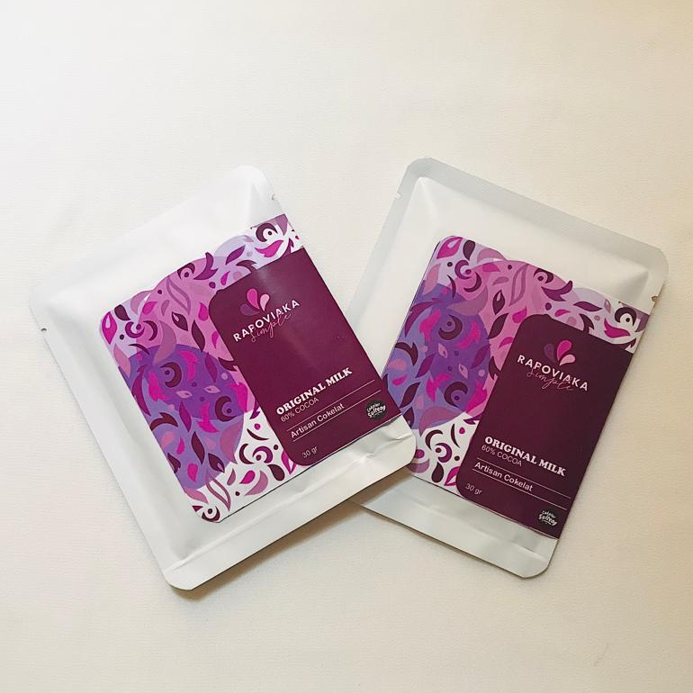 

Rapoviaka Simple Cokelat 30 gram Varian Ori Milk