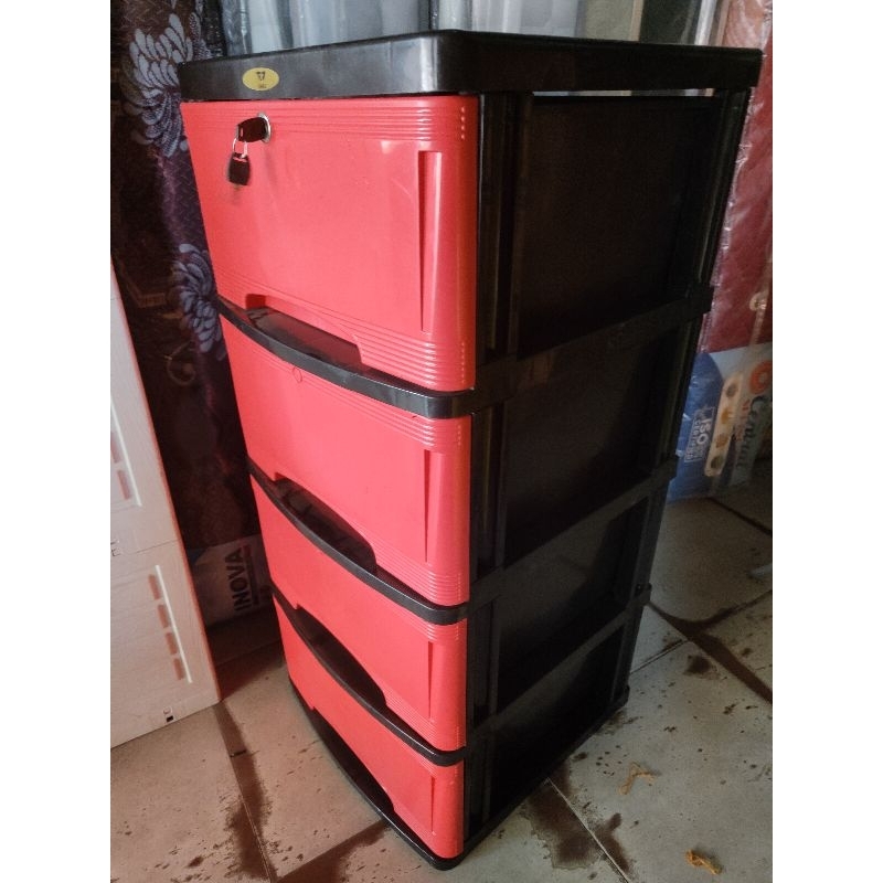 Lemari plastik laci 4 susun