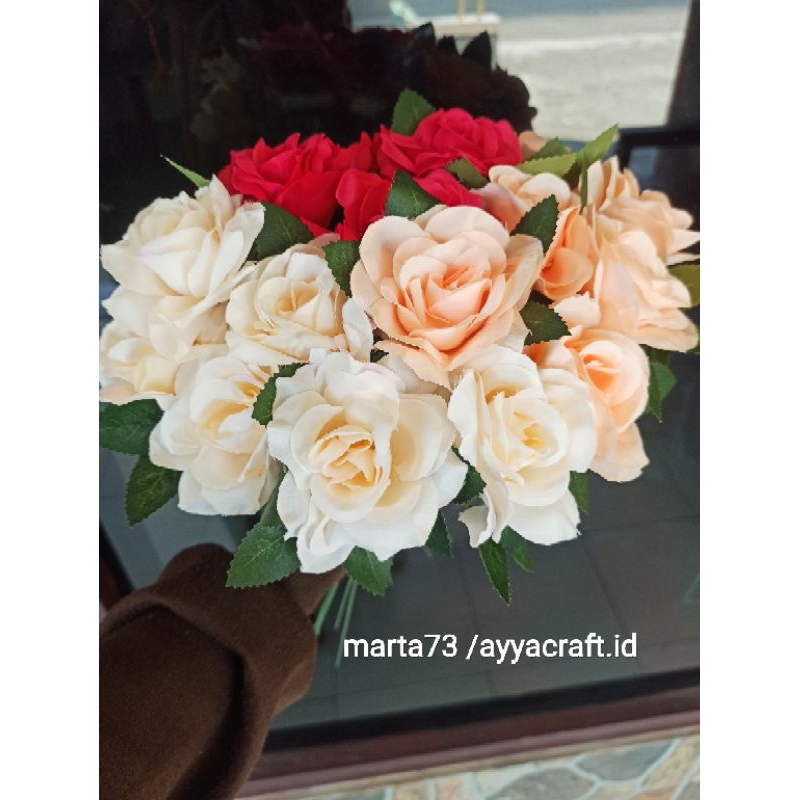BUNGA MAWAR IMITASI. BACA DESKRIPSI. BUNGA MAWAR TANGKAI SINGLE ROSE MAWAR TANGKAIAN ROSE 1 TANGKAI 