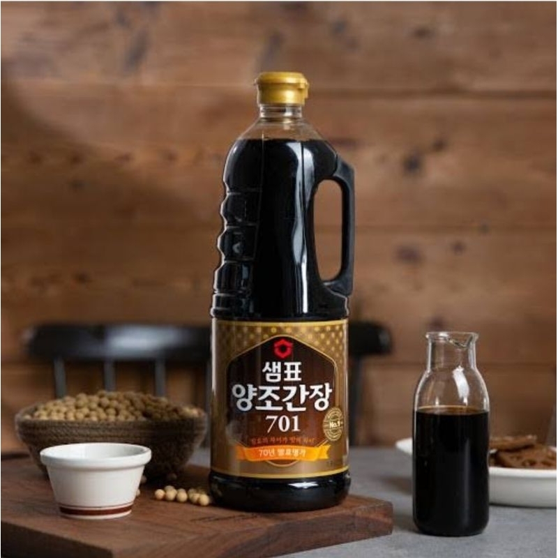 

Sempio Naturally Brewed Soy Sauce 701 1,7 Liter