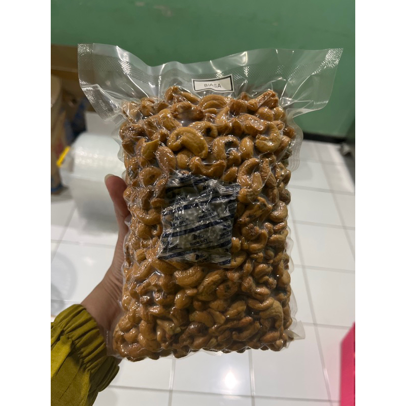 

KACANG MEDE MATANG ASIN BAWANG GRADE BIASA 500GR