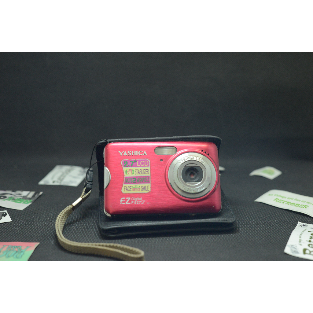 DIGICAM Yashica Ez digital F 527