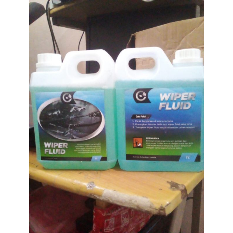 Air wiper mazda washer fluid @1 liter