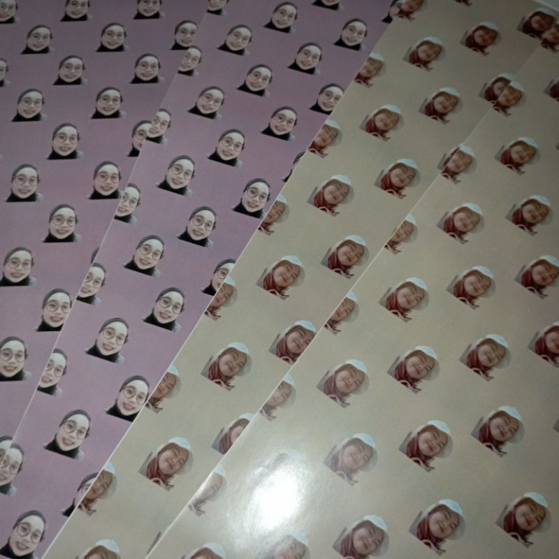 

KERTAS KADO CUSTOM MUKA TEMAN/PACAR/BIAS DLL