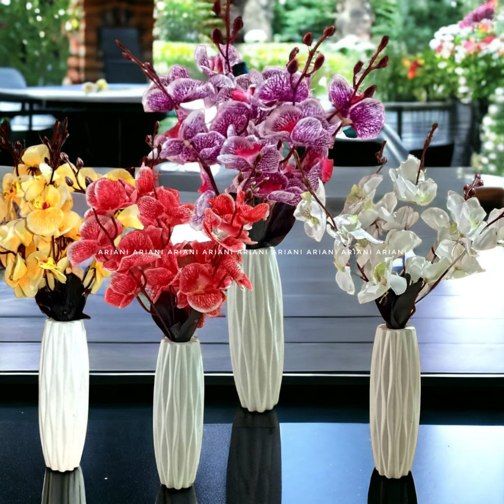 SET BUNGA PLASTIK ANGGREK DENGAN VAS ULIRS