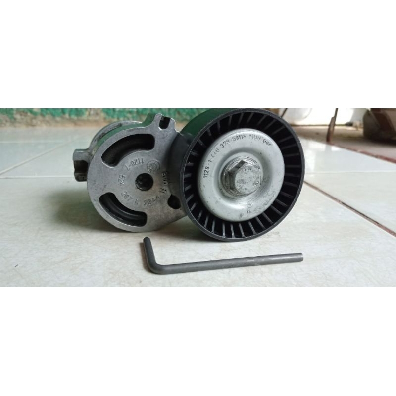 TENSIONER ALTERNATOR BMW E46 E90 N42 N46